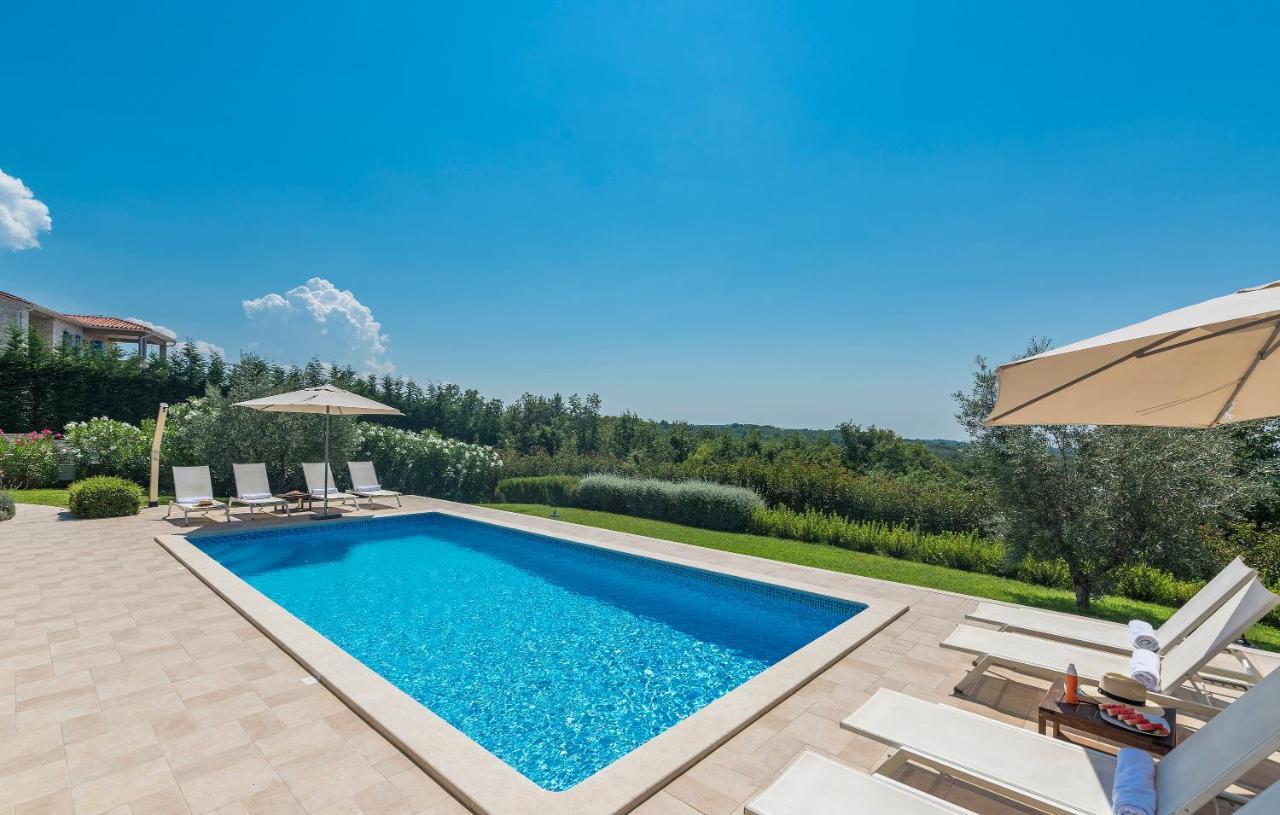 Villa Sterpazzi - Near Porec With Sea View, Private Jacuzzi, Sauna And Pool Visnjan Exterior photo